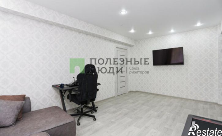3-комн квартира микрорайон 12А, 9