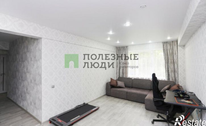 3-комн квартира микрорайон 12А, 9
