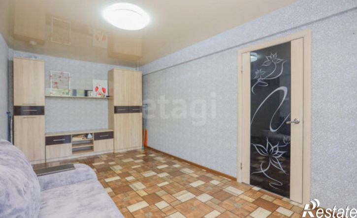 2-комн квартира 12-й микрорайон, 1