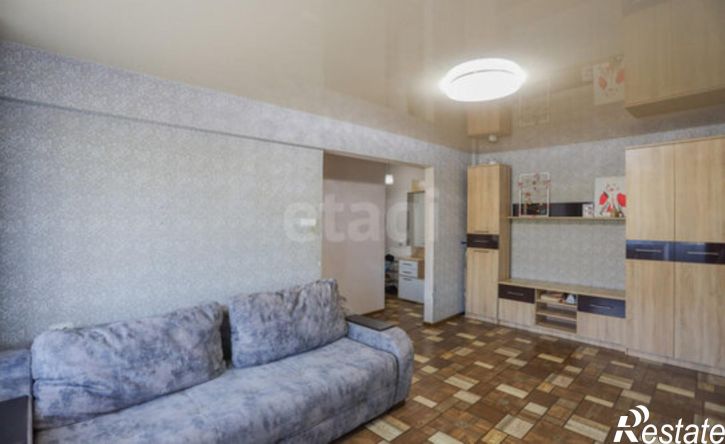 2-комн квартира 12-й микрорайон, 1