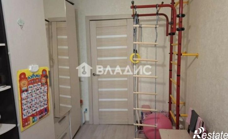 2-комн квартира 92-й квартал, 12