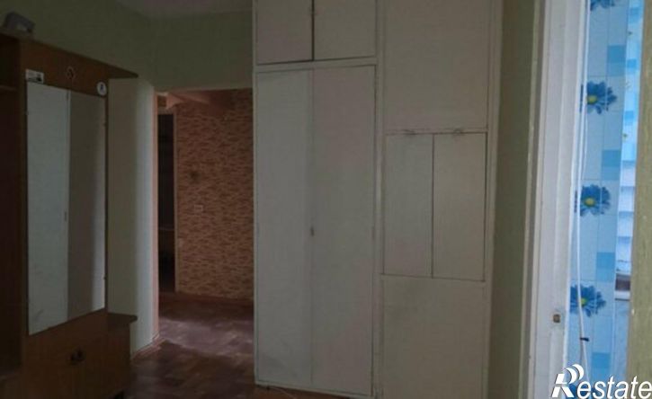 3-комн квартира 33-й микрорайон, 11