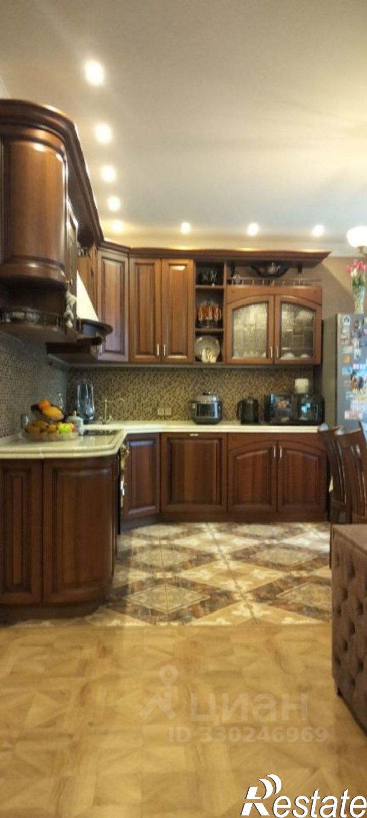 2-комн квартира 33-й микрорайон, 24