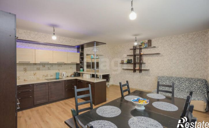 3-комн квартира 32-й микрорайон, 5