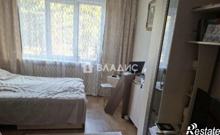1-комн квартира 32-й микрорайон, 5