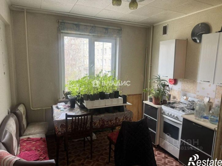 2-комн квартира микрорайон 6А, 18