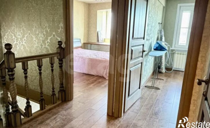 4-комн квартира 6-й микрорайон, 22