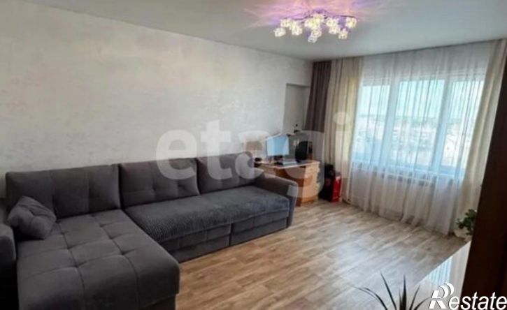 3-комн квартира 7-й микрорайон, 1