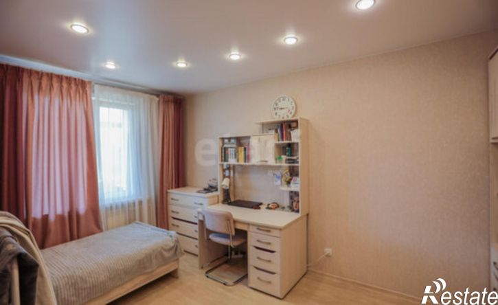 3-комн квартира 7-й микрорайон, 15