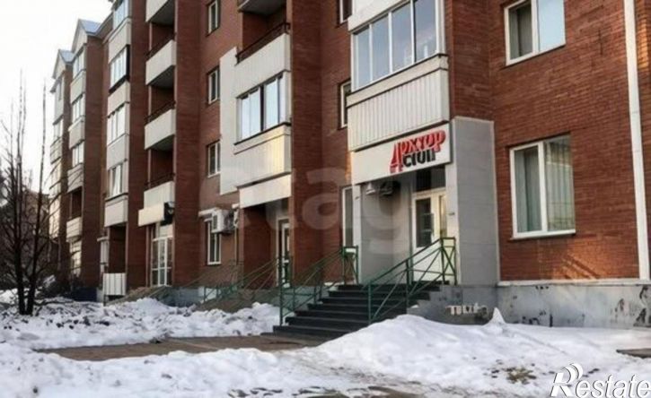 3-комн квартира 30-й микрорайон, 7