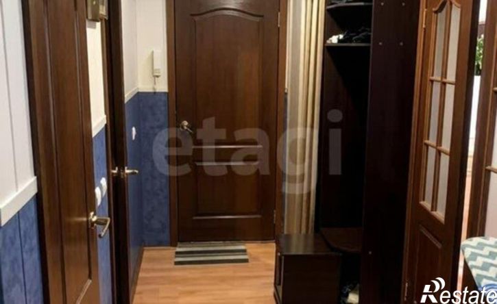 3-комн квартира 30-й микрорайон, 7
