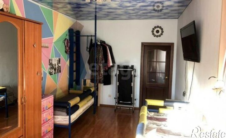 3-комн квартира 30-й микрорайон, 7