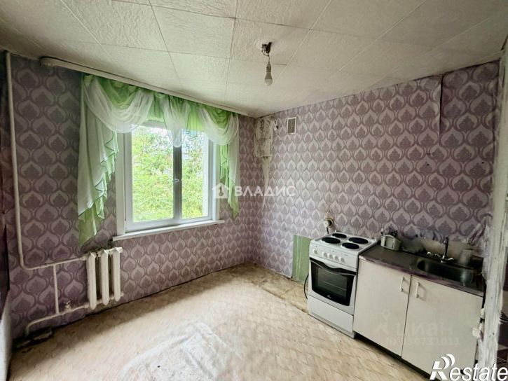 1-комн квартира 17-й микрорайон, 11