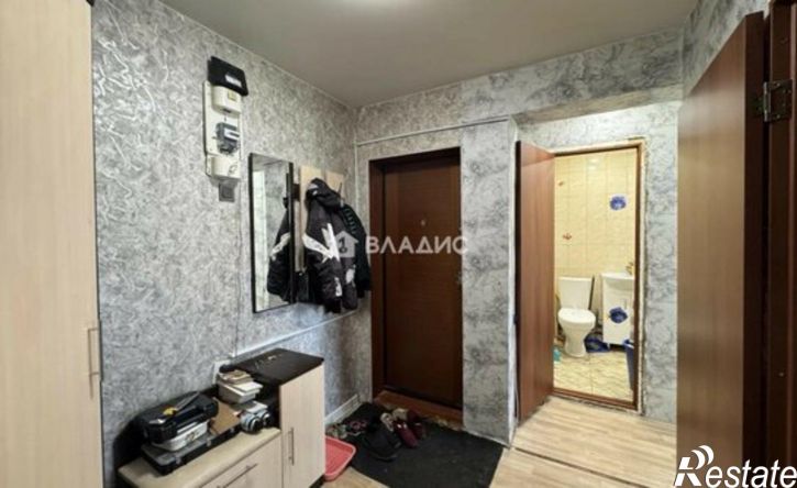 2-комн квартира 10-й микрорайон, 99