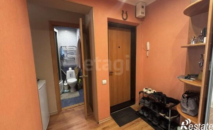 3-комн квартира 8-й микрорайон, 7