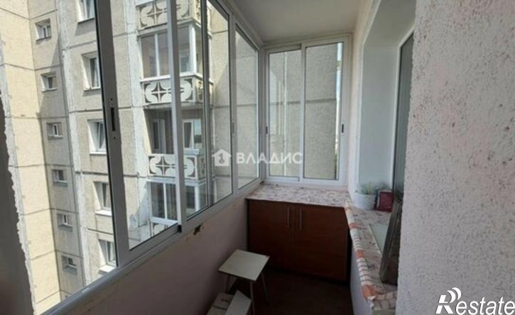 3-комн квартира 8-й микрорайон, 93
