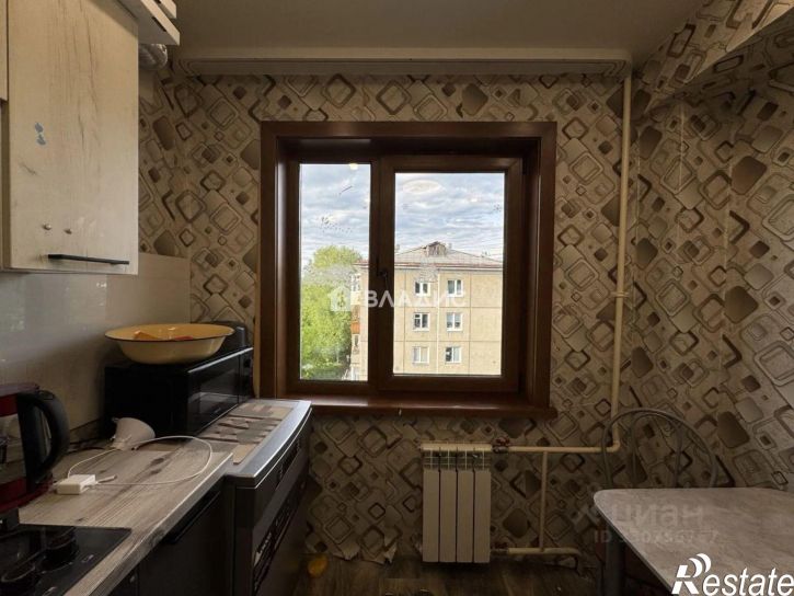 2-комн квартира 10-й микрорайон, 99