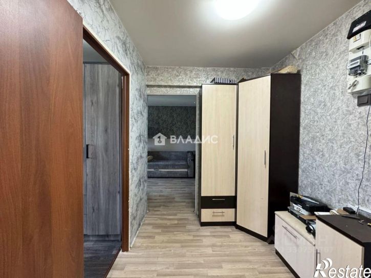 2-комн квартира 10-й микрорайон, 99
