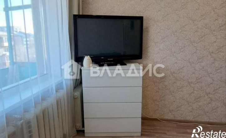 2-комн квартира 10-й микрорайон, 38