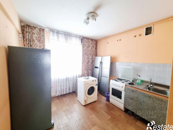 3-комн квартира 18-й микрорайон, 2