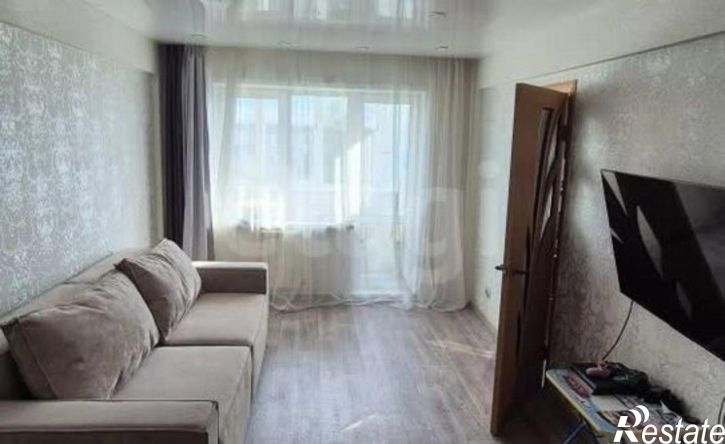 2-комн квартира 10-й микрорайон, 44
