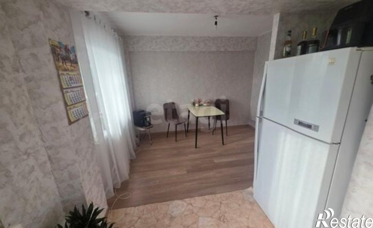 3-комн квартира 7-й микрорайон, 4