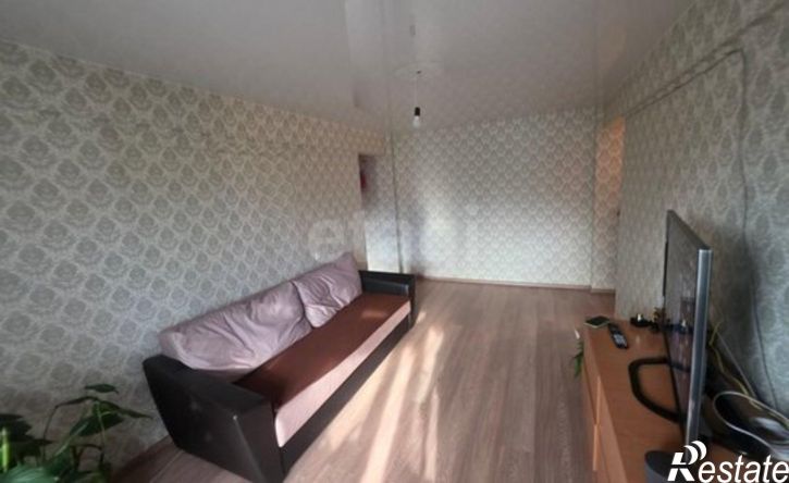 3-комн квартира 7-й микрорайон, 4