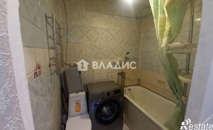 2-комн квартира квартал Л, 3