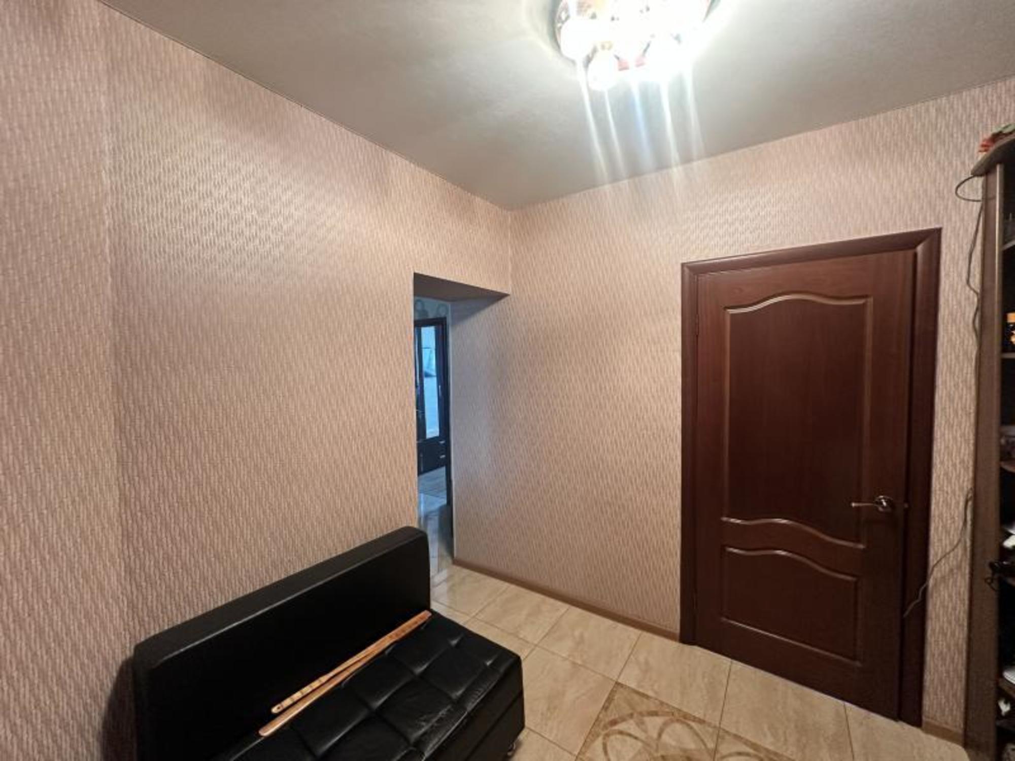 Купить квартиру за 6 450 000 рублей на 1-й кв-л, 14