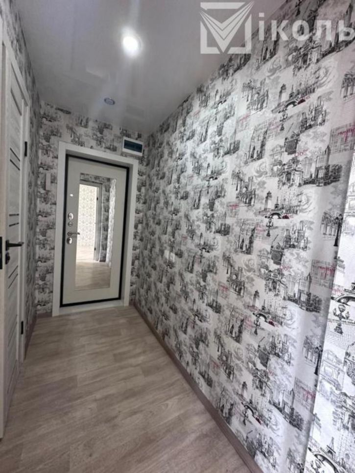 1-комн квартира -, 23