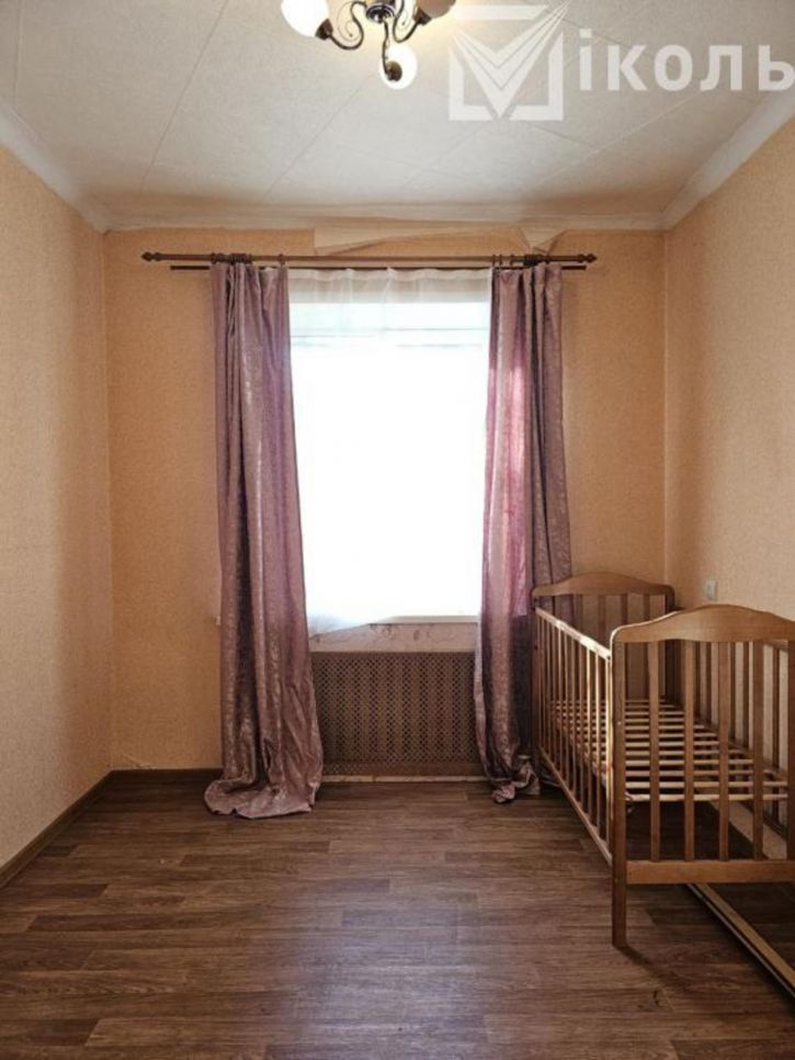 2-комн квартира -, 10