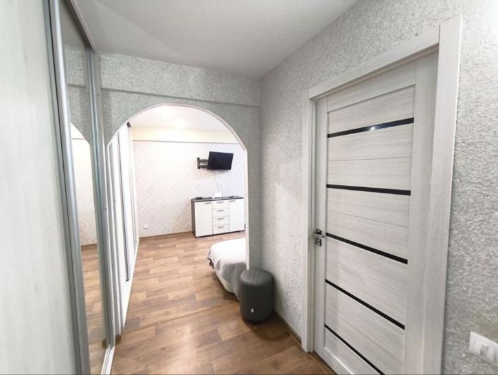 3-комн квартира 10 мкр., 50