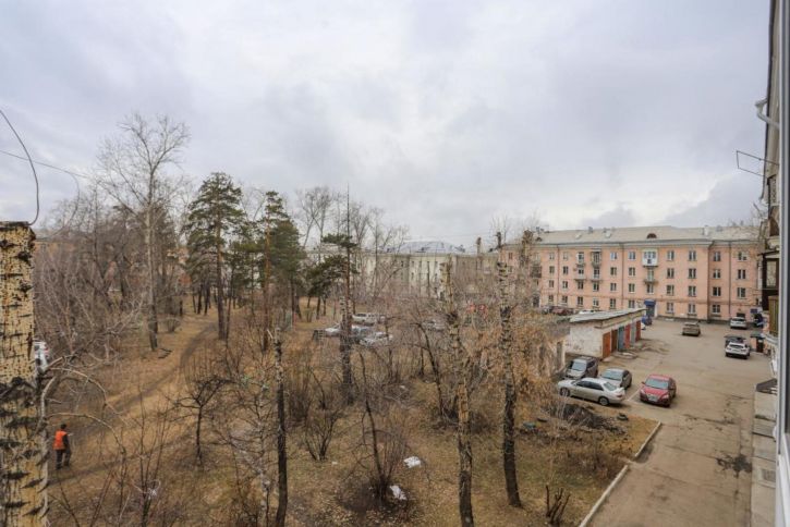2-комн квартира -, 2