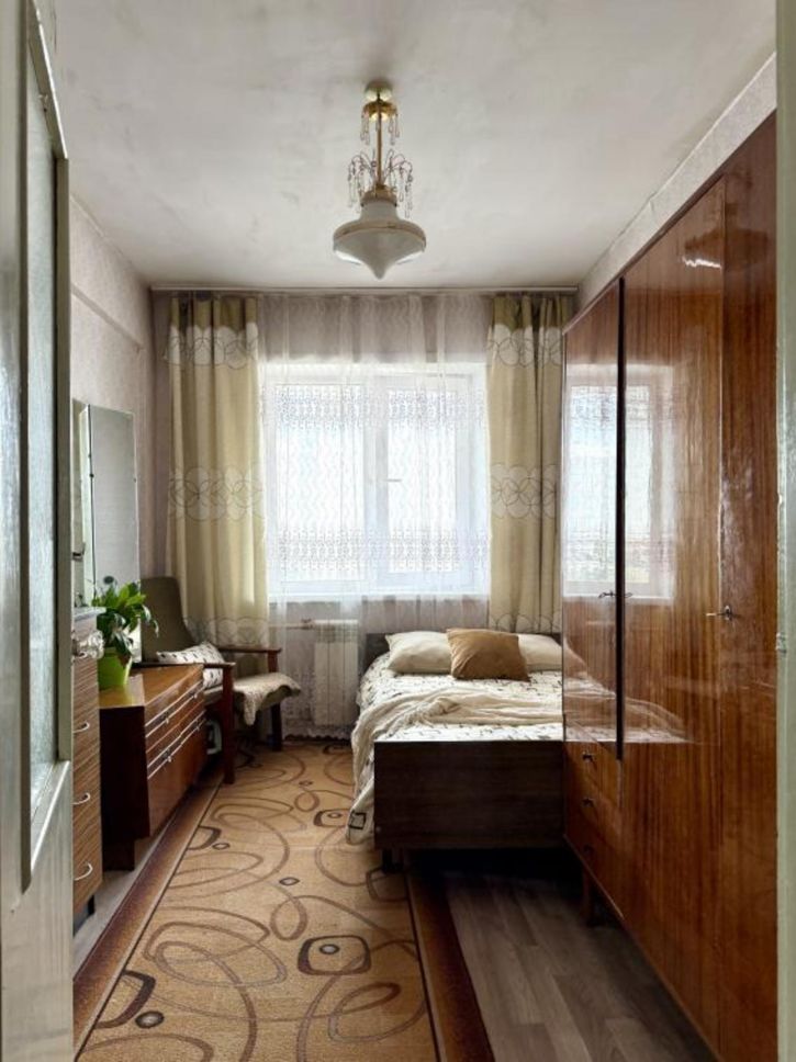 2-комн квартира 95-й кв-л, 14