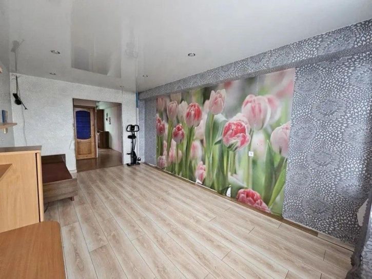 1-комн квартира -, 20