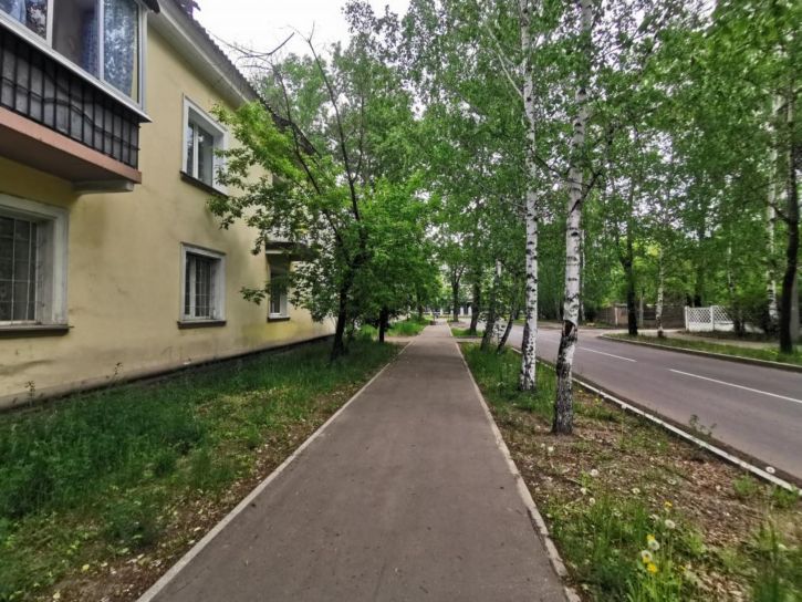 2-комн квартира -, 37