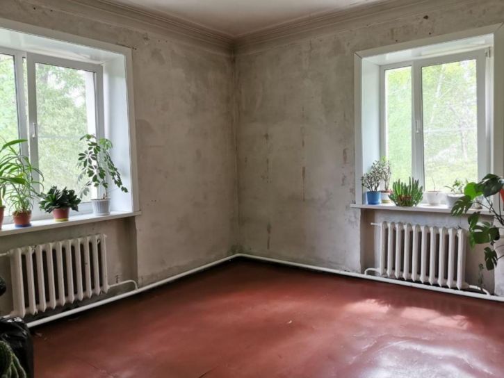 2-комн квартира -, 37