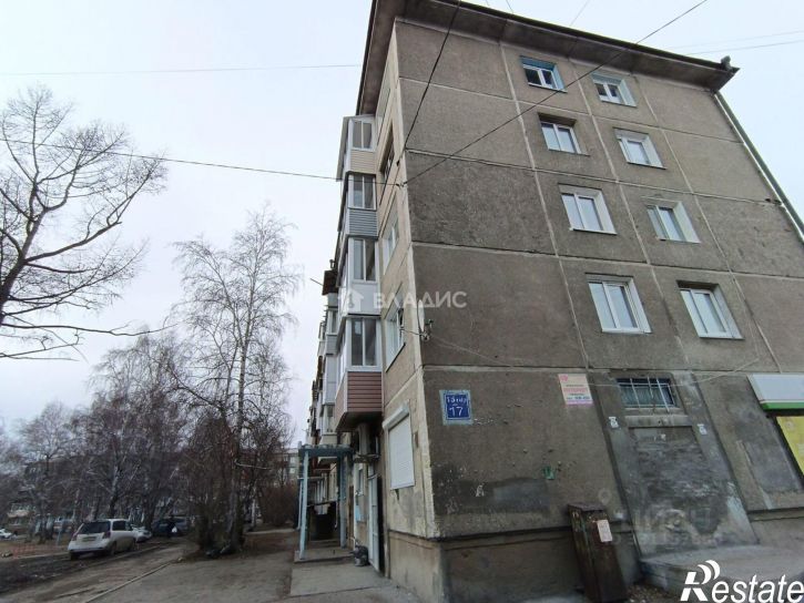 3-комн квартира 15-й микрорайон, 17