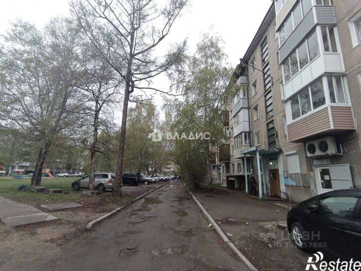 3-комн квартира 15-й микрорайон, 17