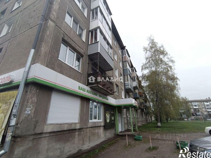 3-комн квартира 15-й микрорайон, 17