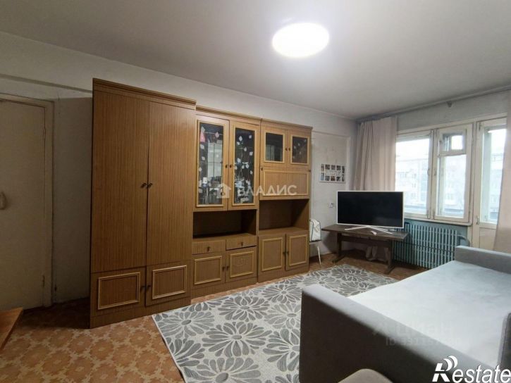 3-комн квартира 15-й микрорайон, 17
