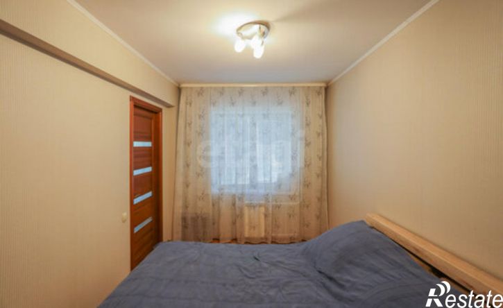 3-комн квартира 12-й микрорайон, 11
