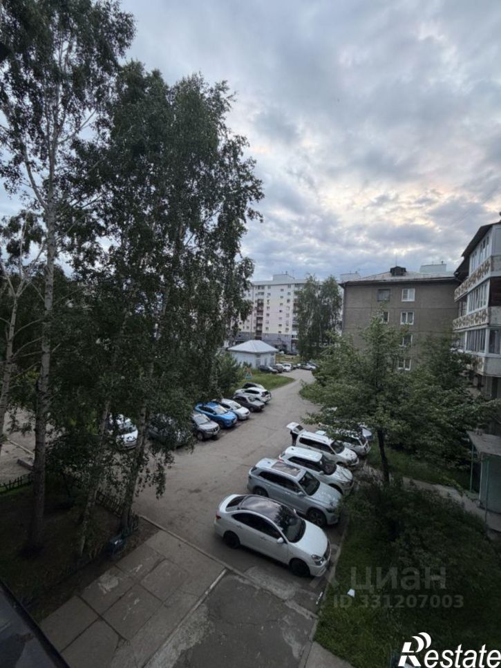 1-комн квартира 18-й микрорайон, 12