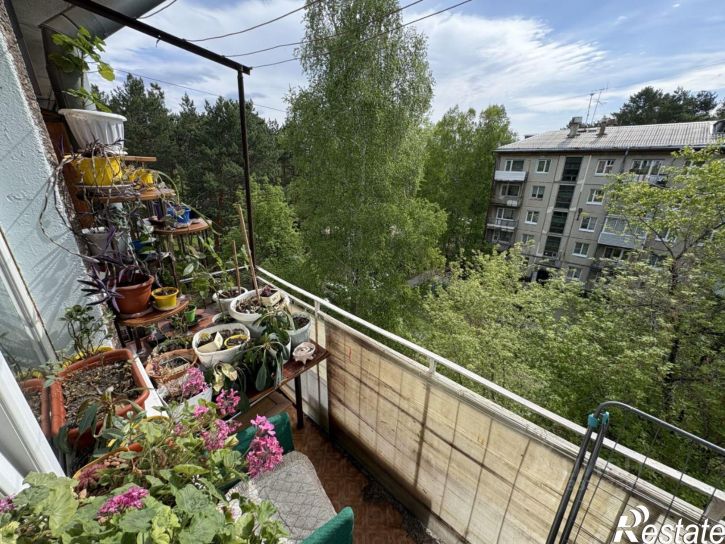 2-комн квартира 11-й микрорайон, 6