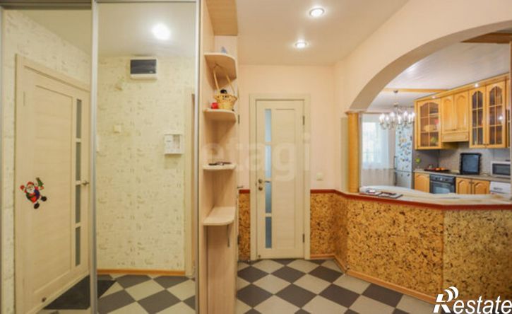 3-комн квартира 33-й микрорайон, 8