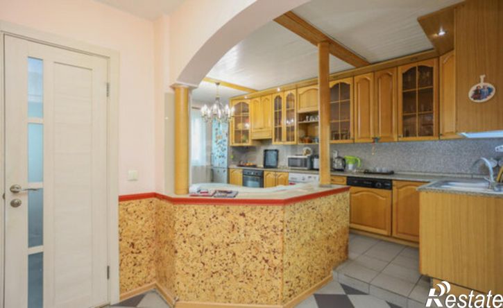 3-комн квартира 33-й микрорайон, 8