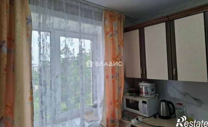 1-комн квартира 12-й микрорайон, 21
