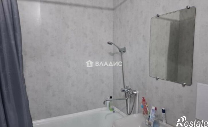 1-комн квартира 12-й микрорайон, 21