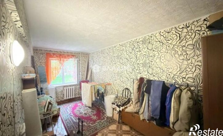 2-комн квартира 6-й микрорайон, 12