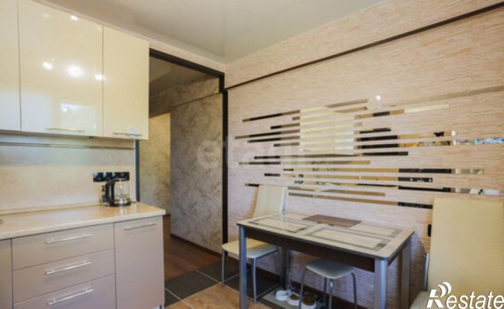 2-комн квартира 18-й микрорайон, 9